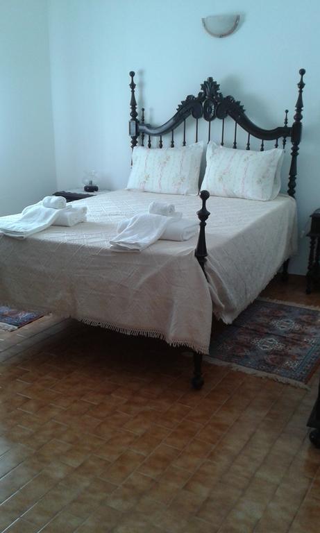 Casa Amarela Guesthouse Lagos Room photo