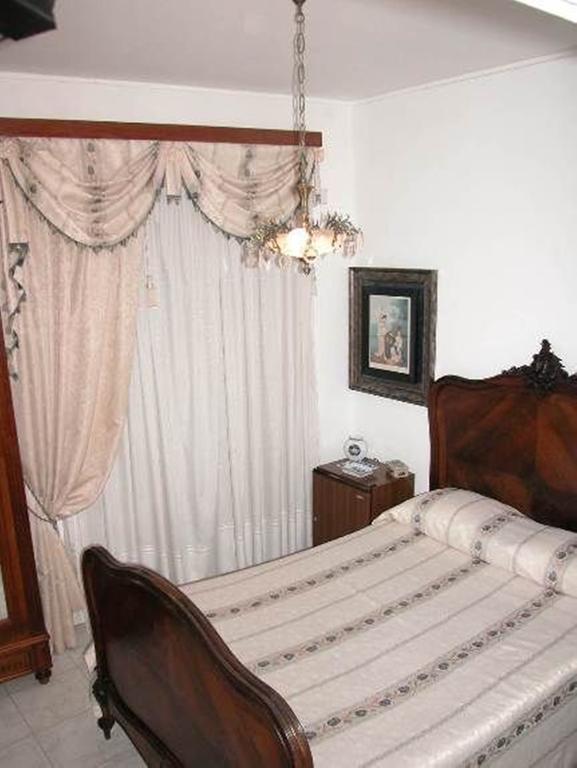 Casa Amarela Guesthouse Lagos Room photo